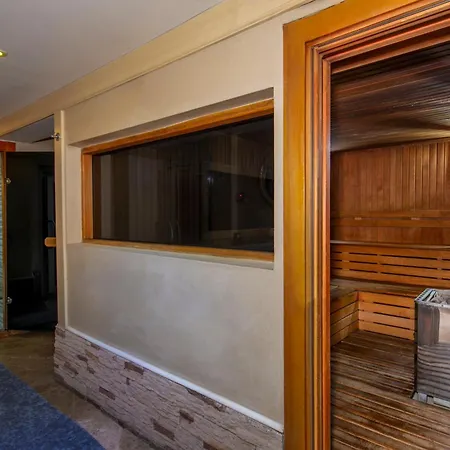 Tilia Istanbulská provincie