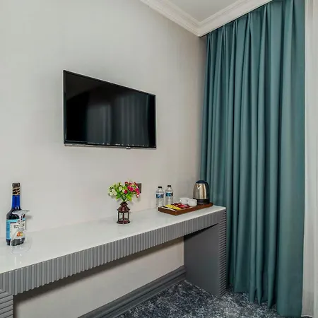 Tilia Hotel