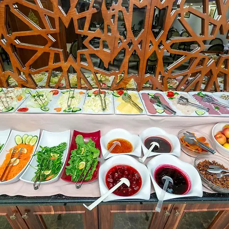 Tilia Hotel