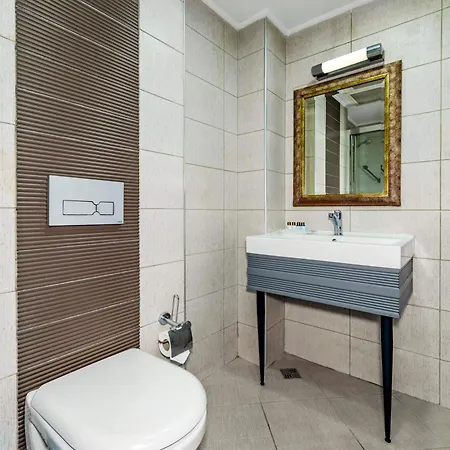 Tilia Hotel 4*