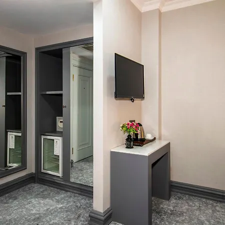 Tilia Hotel 4*